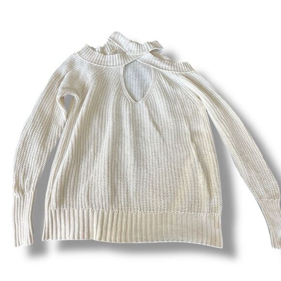 Free People Sweater Women’s Half Moon Bay Ivory Cold Shoulder Oversized XS - Picture 1 of 7